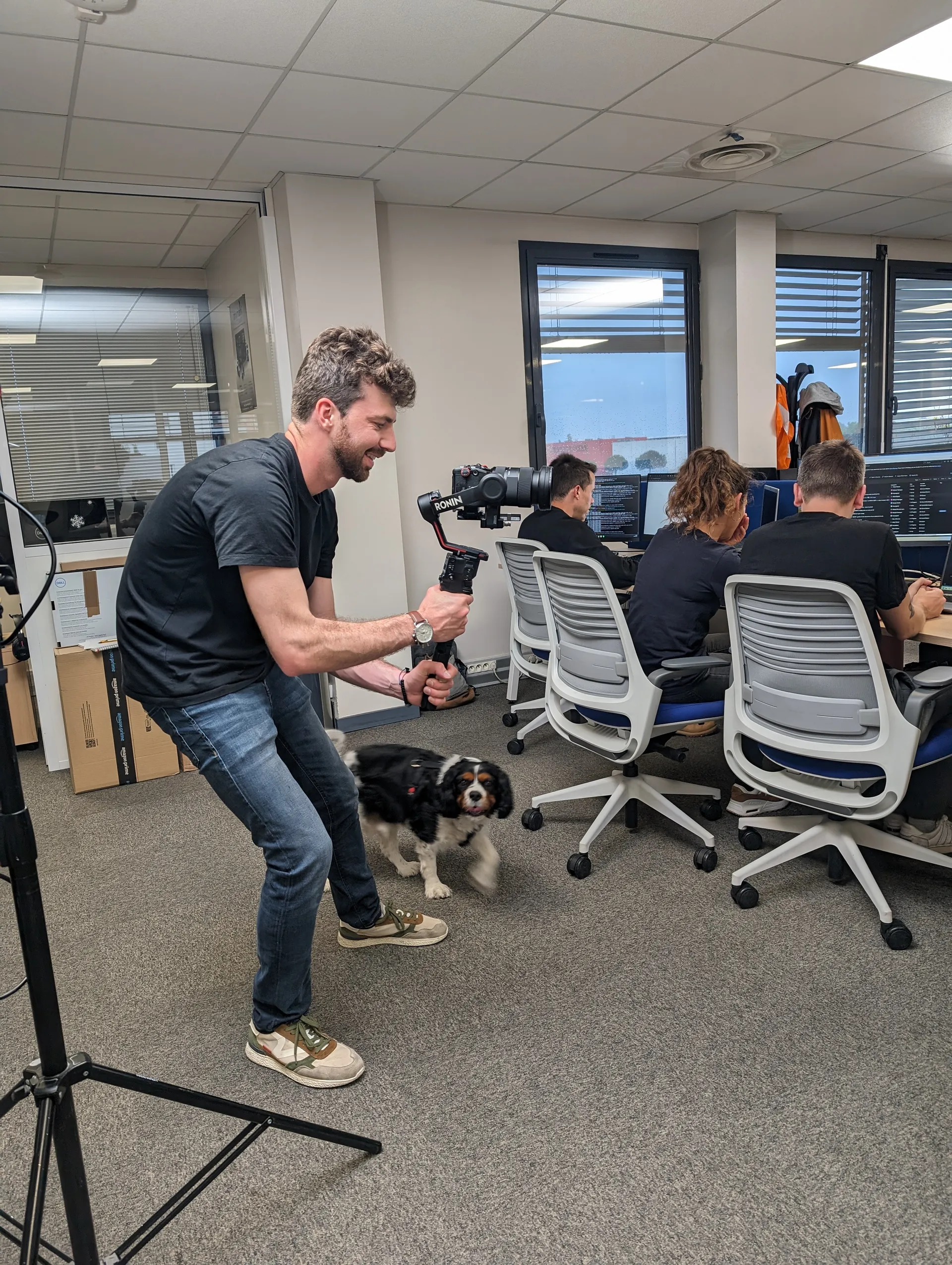Intrasense tournage - équipe sur le set